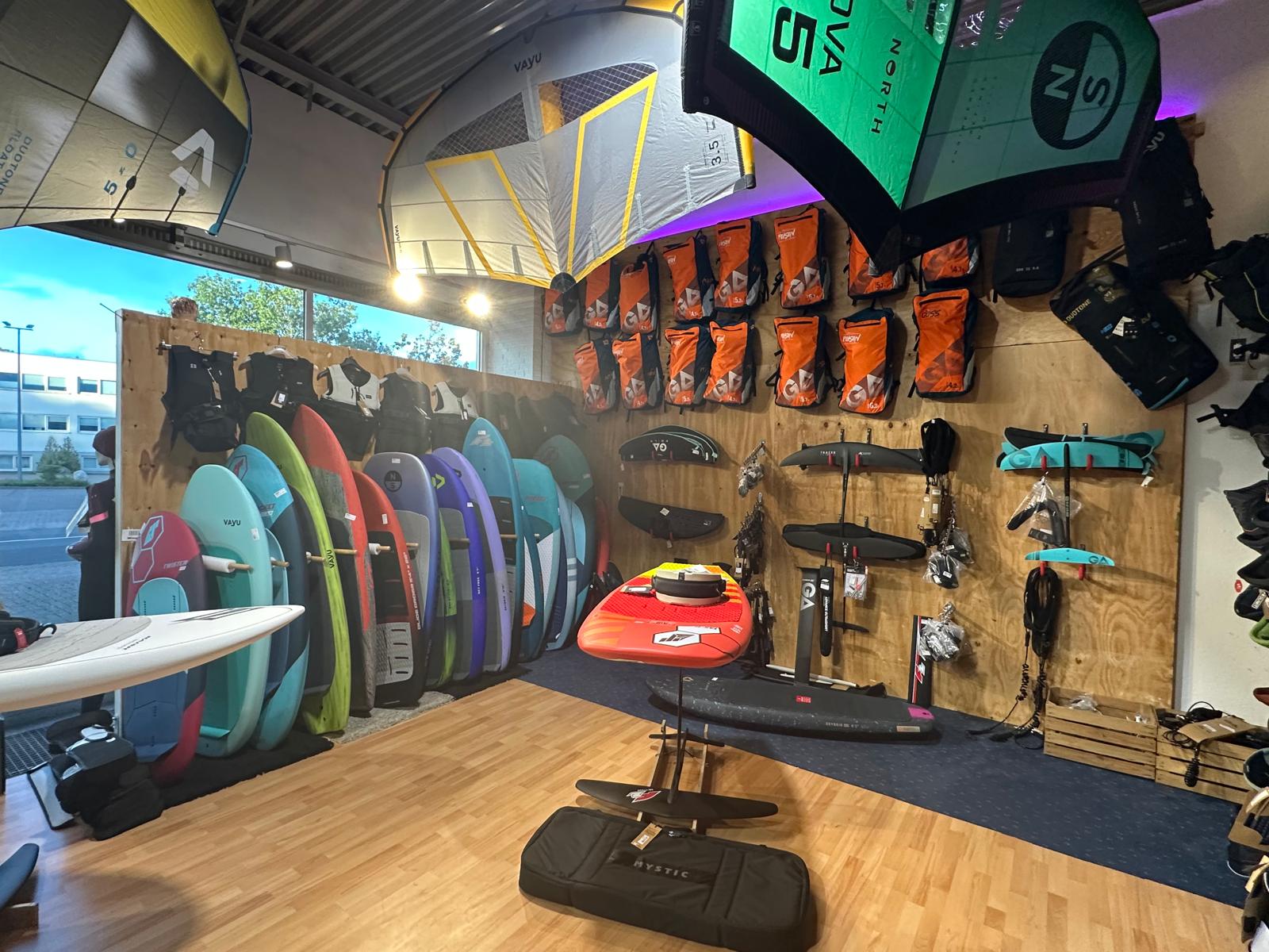 Boards, Kites & Wings